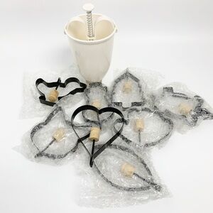 Donut Maker Doughnut Depositor Dough Dispenser Shapes Egg & Pancake Rings